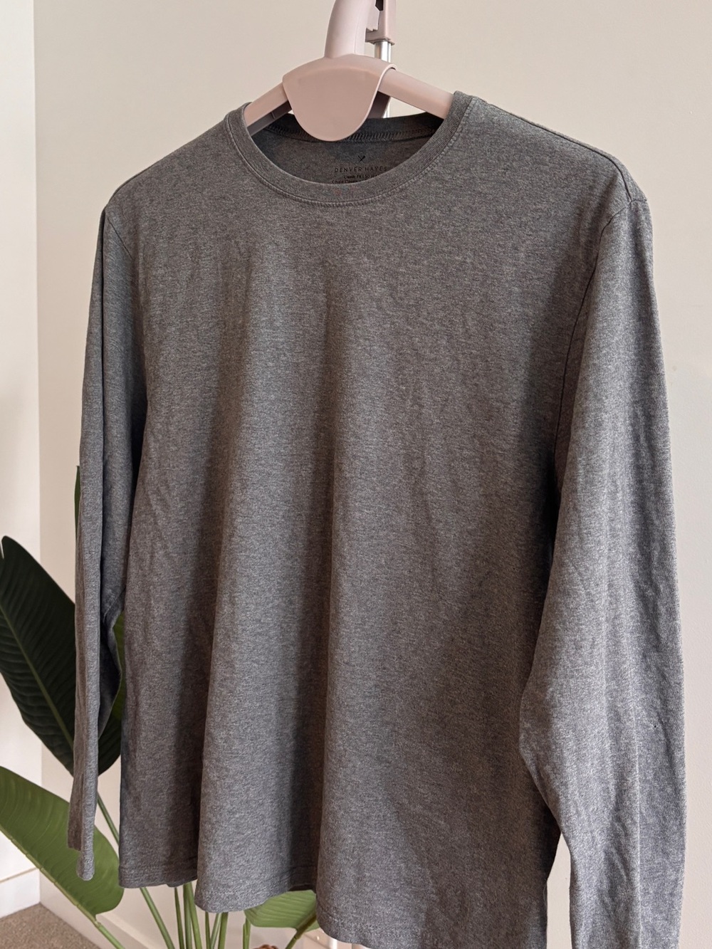 Denver Hayes Charcoal Grey Long-Sleeve Crewneck Shirt